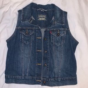 Levi’s vest jacket